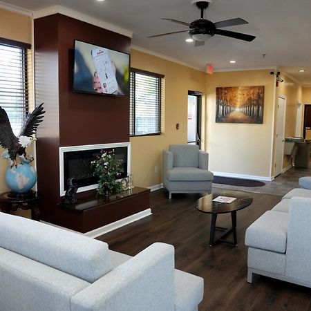 Baymont Inn&Suites Manning Extérieur photo