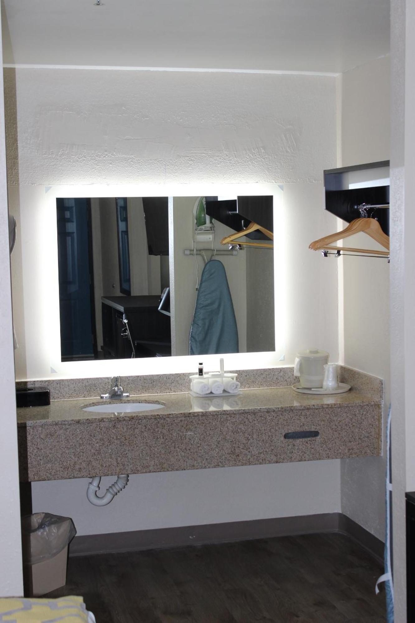 Baymont Inn&Suites Manning Extérieur photo