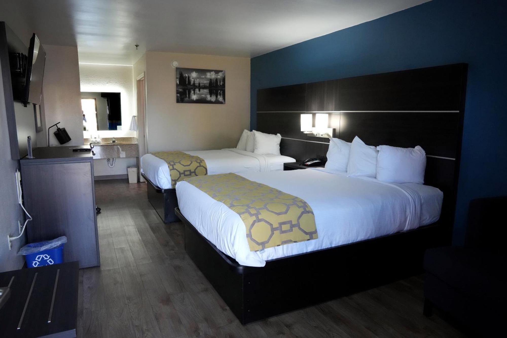 Baymont Inn&Suites Manning Extérieur photo