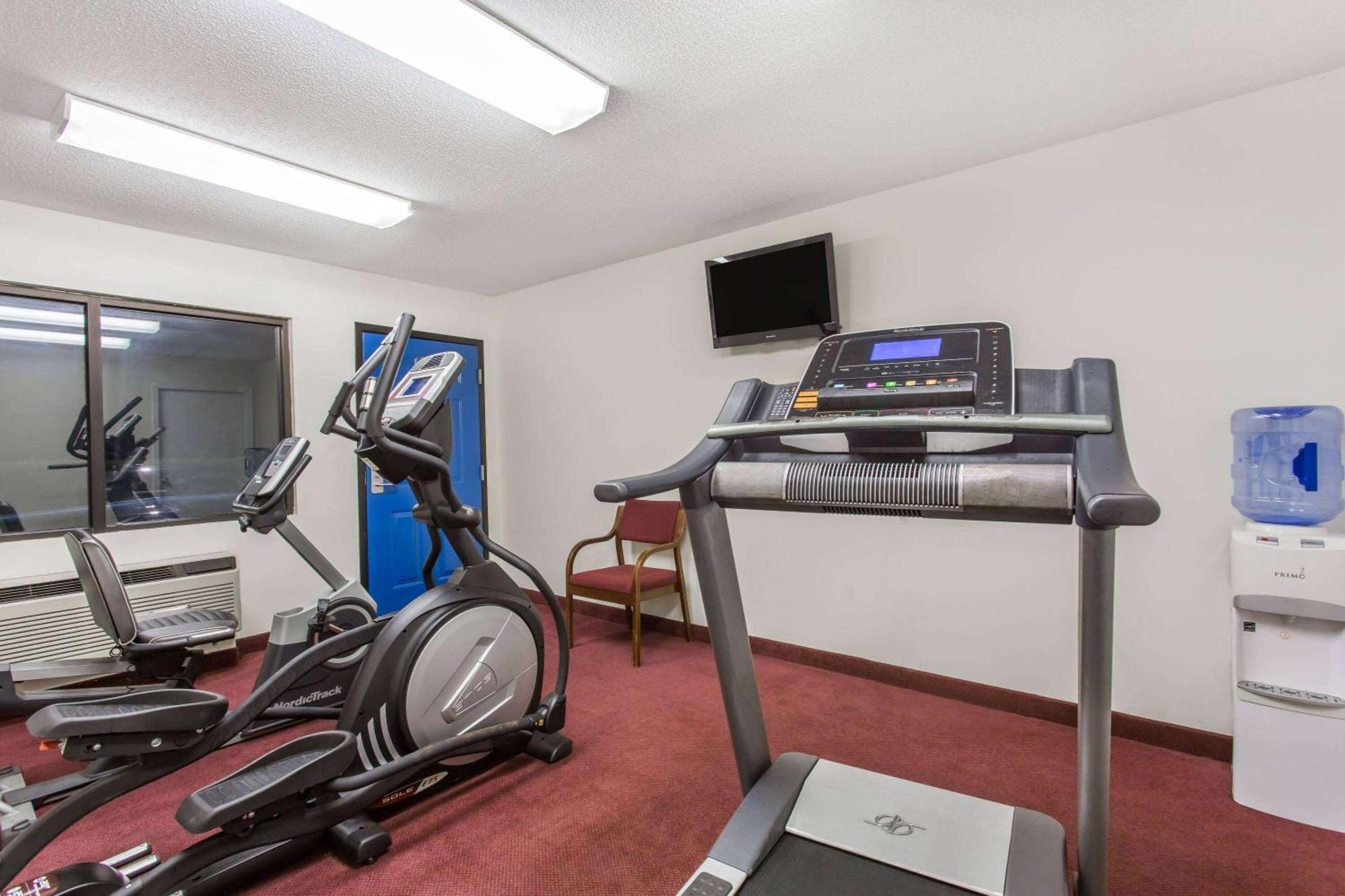 Baymont Inn&Suites Manning Extérieur photo